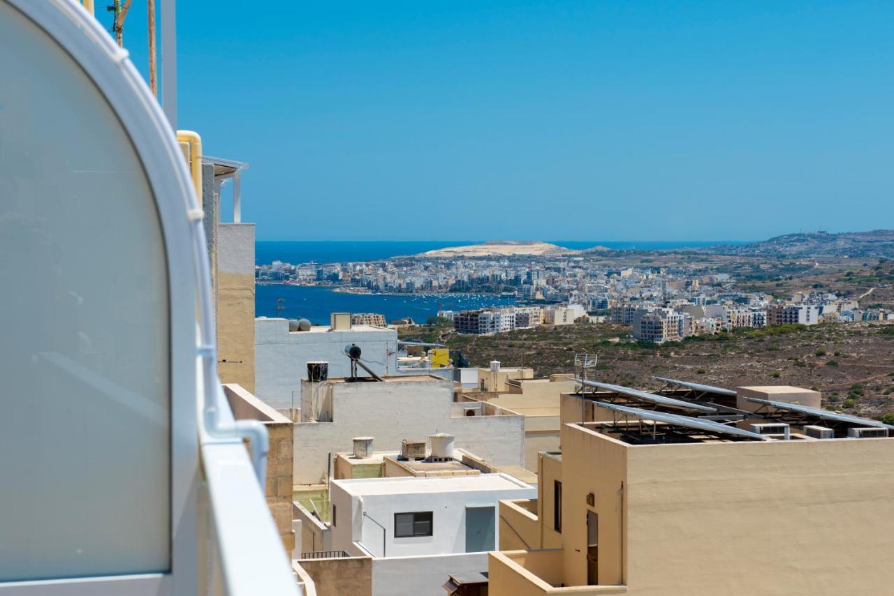 Summer Breeze Apartment With Panoramic Terrace - By Getawaysmalta Mellieħa Exterior foto