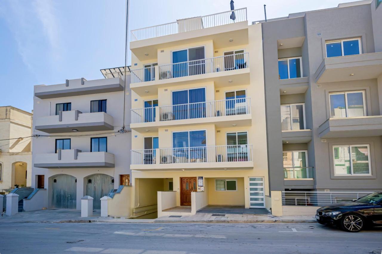 Summer Breeze Apartment With Panoramic Terrace - By Getawaysmalta Mellieħa Exterior foto