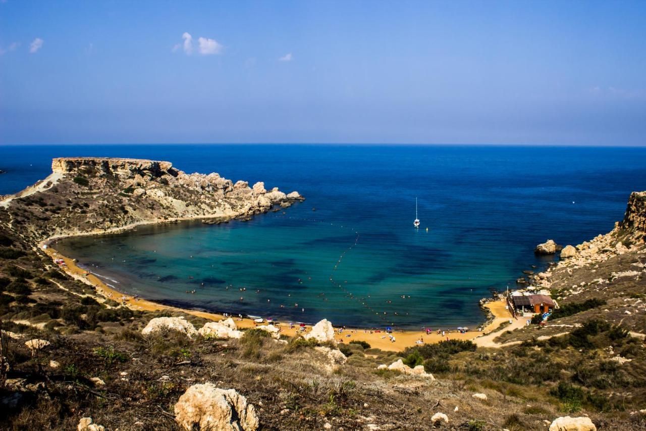 Summer Breeze Apartment With Panoramic Terrace - By Getawaysmalta Mellieħa Exterior foto