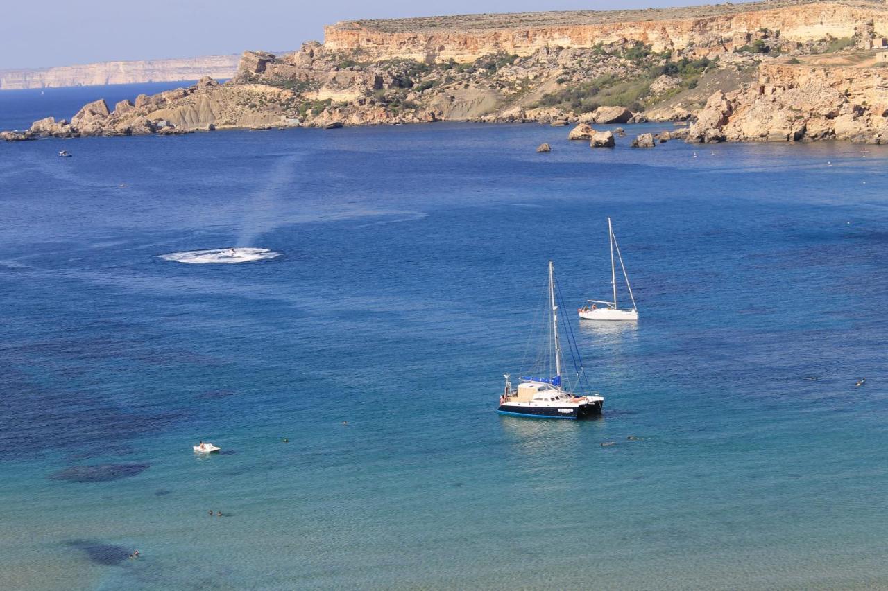 Summer Breeze Apartment With Panoramic Terrace - By Getawaysmalta Mellieħa Exterior foto